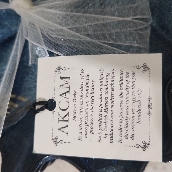 Beautiful Set Of 4 Plates - Picture 3 of 6